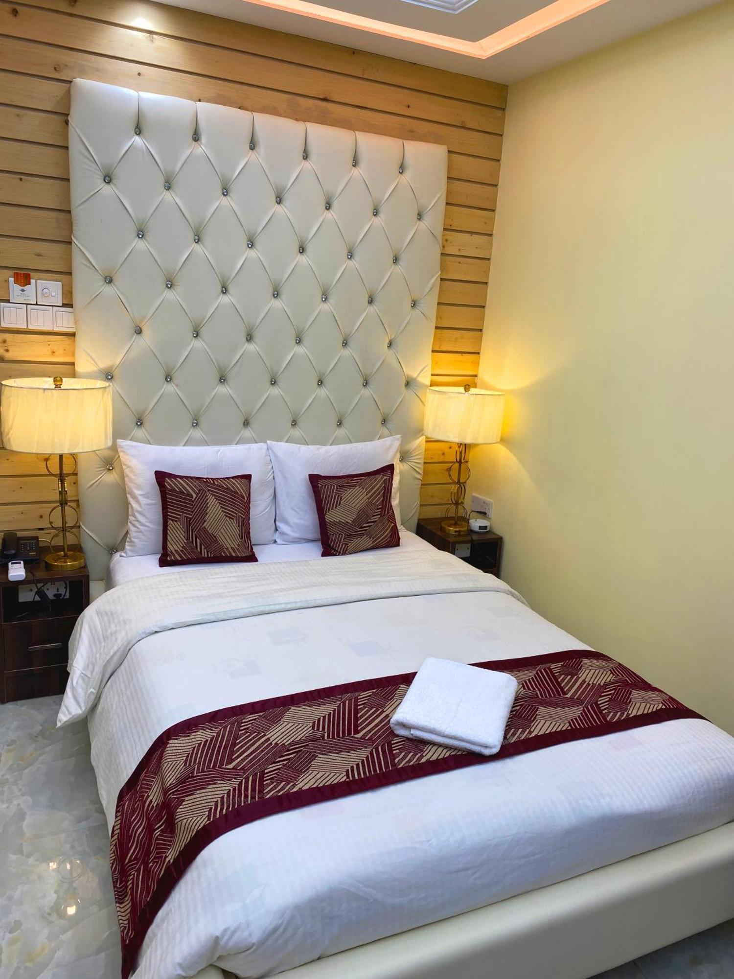Hotel Valentino Noakhali Kültér fotó