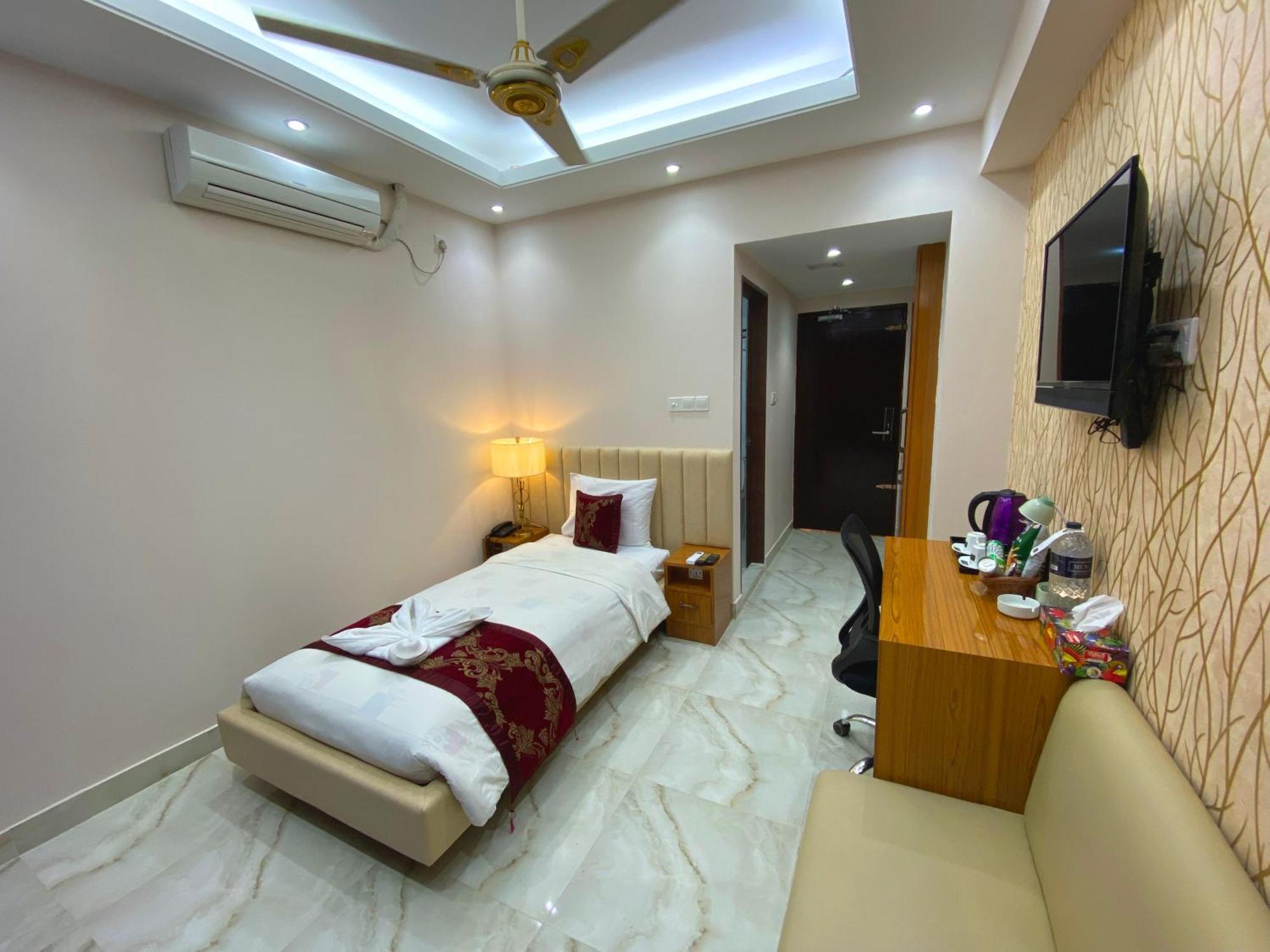 Hotel Valentino Noakhali Kültér fotó
